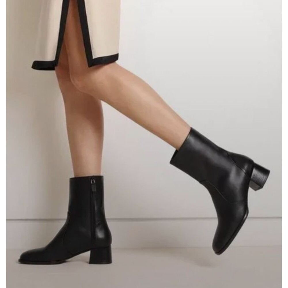 $595 Stuart Weitzman Nola Zip Leather Bootie Women's Size 5.5.  NWOT